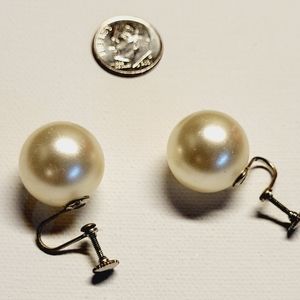 Vintage Screw On Faux Pearl Earrings